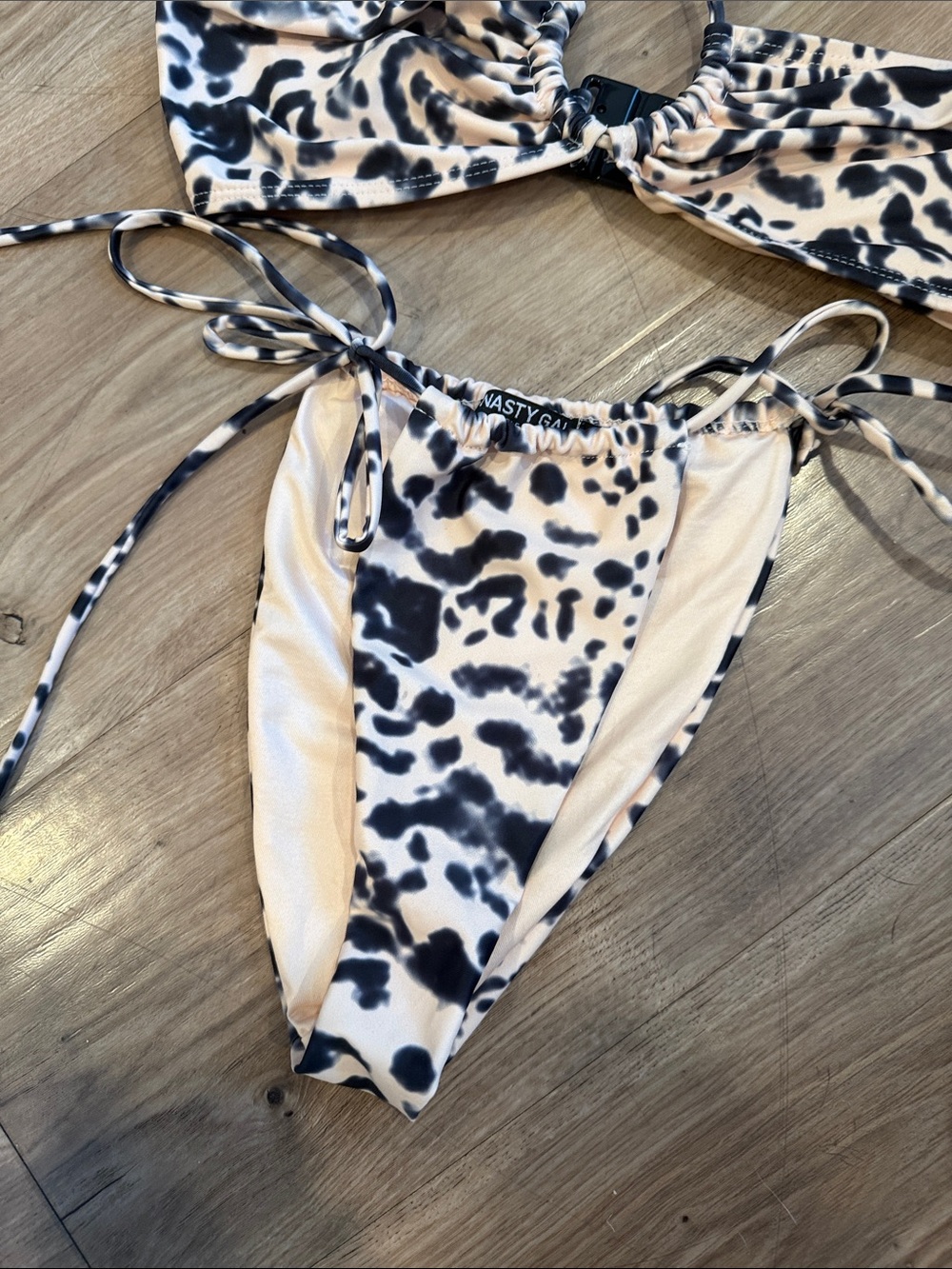 Nasty Gal Cream and Black Leopard Print Tie-String Bikini Set - Picture 3 of 7